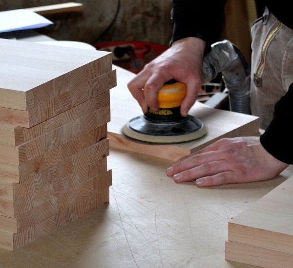 Tischlerarbeiten mit Holz Tischlerarbeiten mit Holz