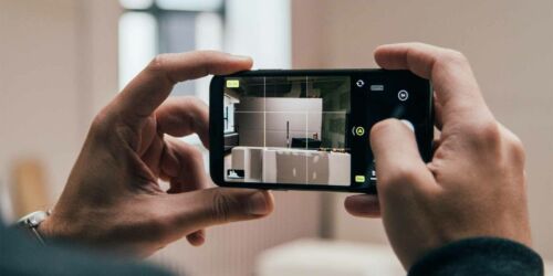 Fotodokumentation mit einem Handy Fotodokumentation der Wohnungssanierung mit einem Handy