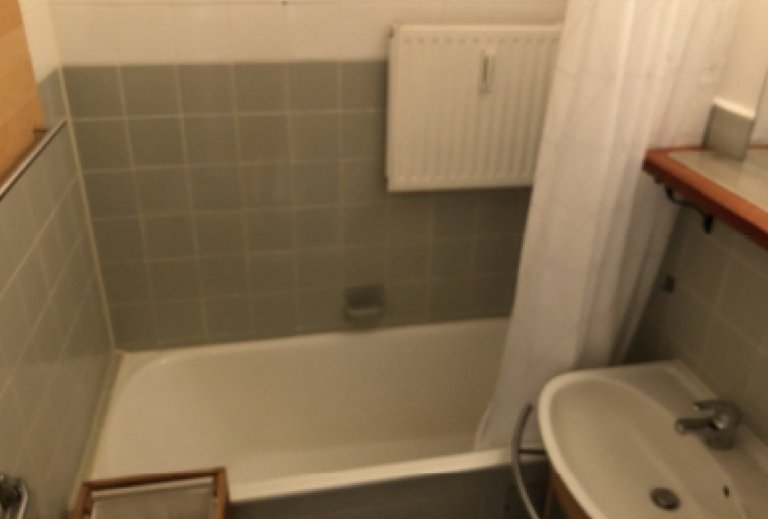 Schlechtes Foto von einem Badezimmer